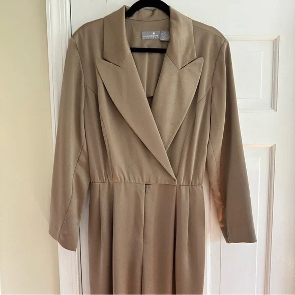 Vintage Liz Claiborne Gold Jumpsuit - Picture 3 of 10